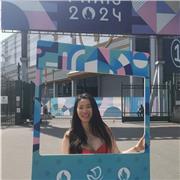 Experienced and passionate chemistry teacher who is patient towards high school students and further education students.